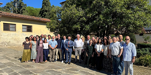 presidente Giani e personale ARS Toscana